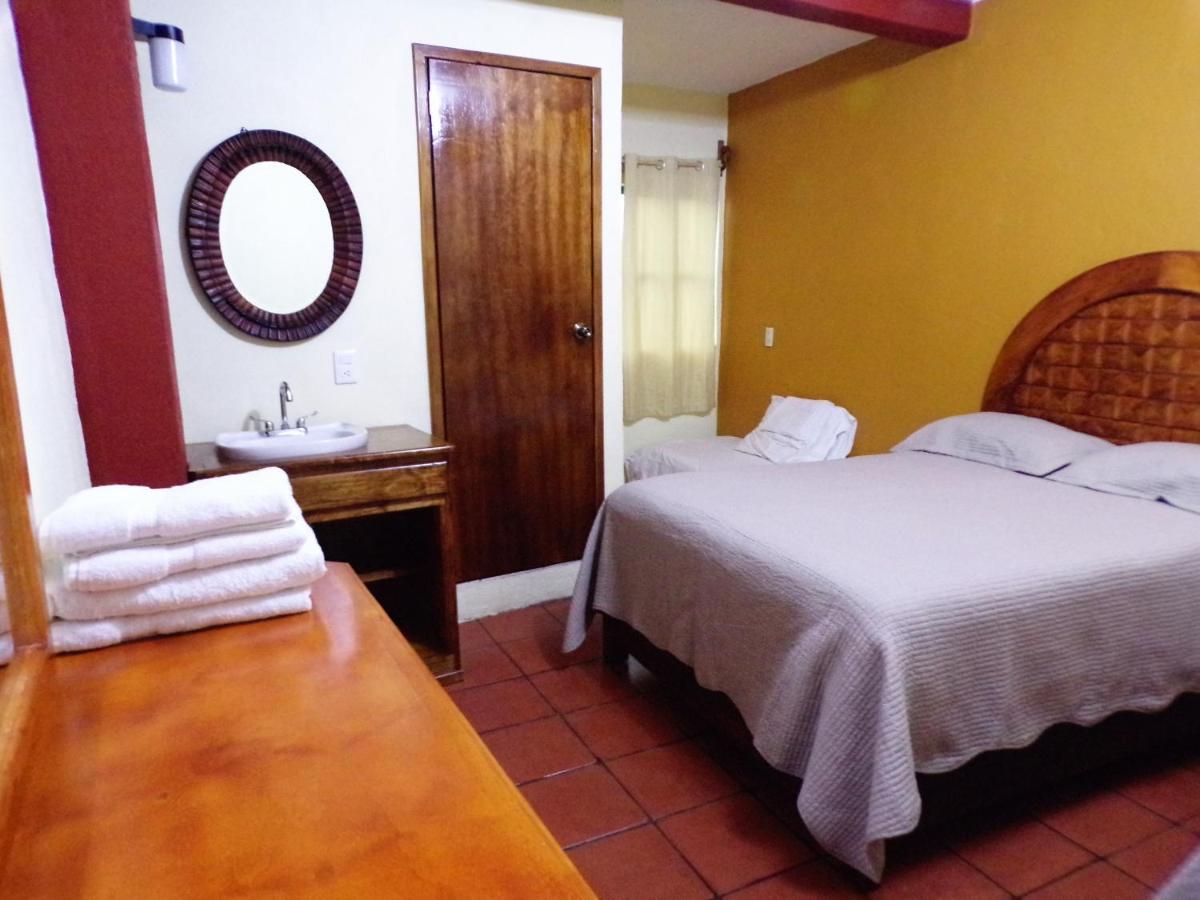 Posada "Inkali" ヒリトゥラ エクステリア 写真